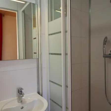 Mont-dore Centre: T2 Bis 4 Pers, Wifi, Equipe - Fr-1-608-89 *
